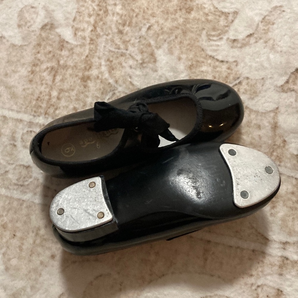 Black Tap Dance Shoes with Bow
